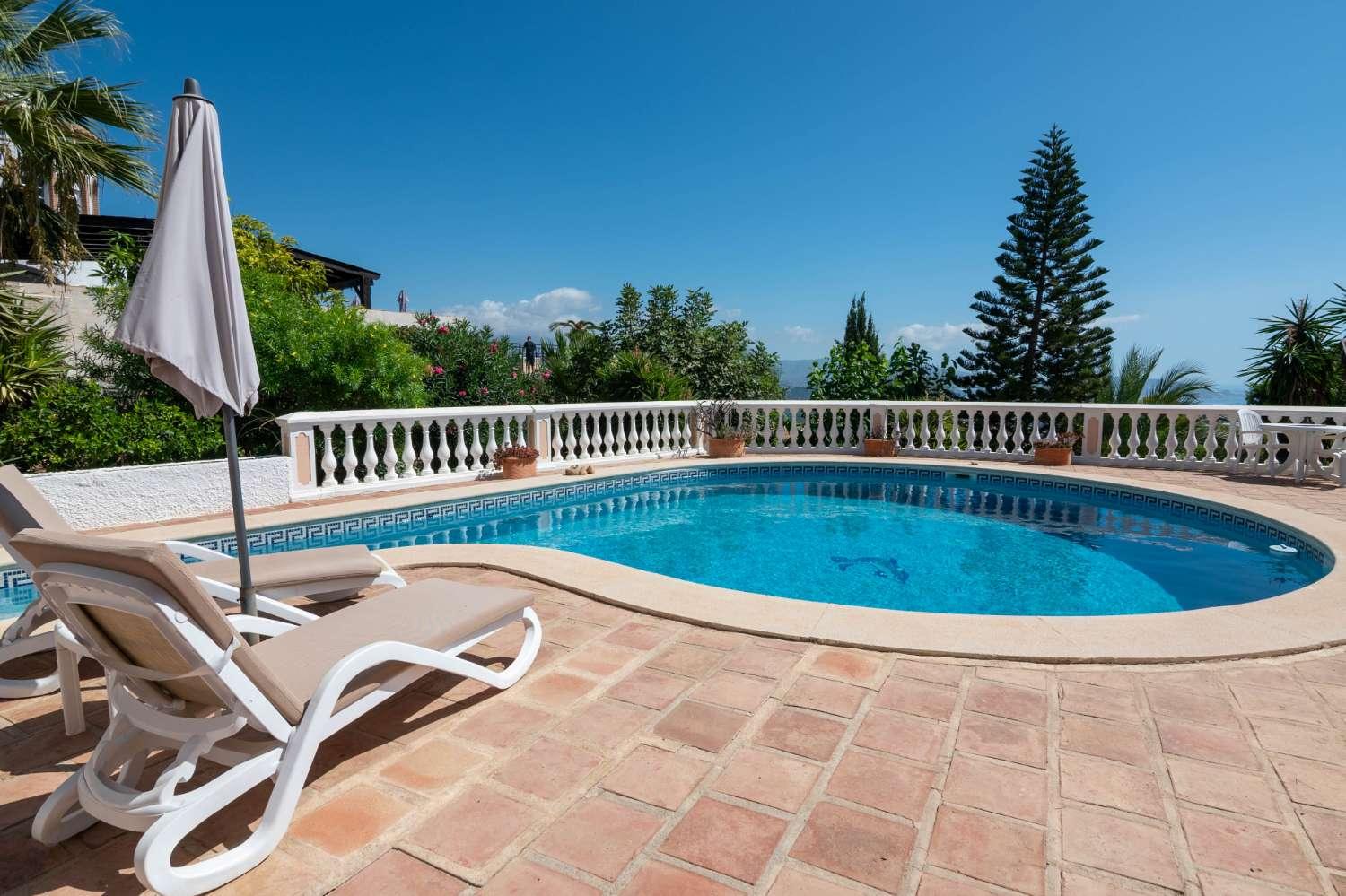 Villa for Sale in Salobreña