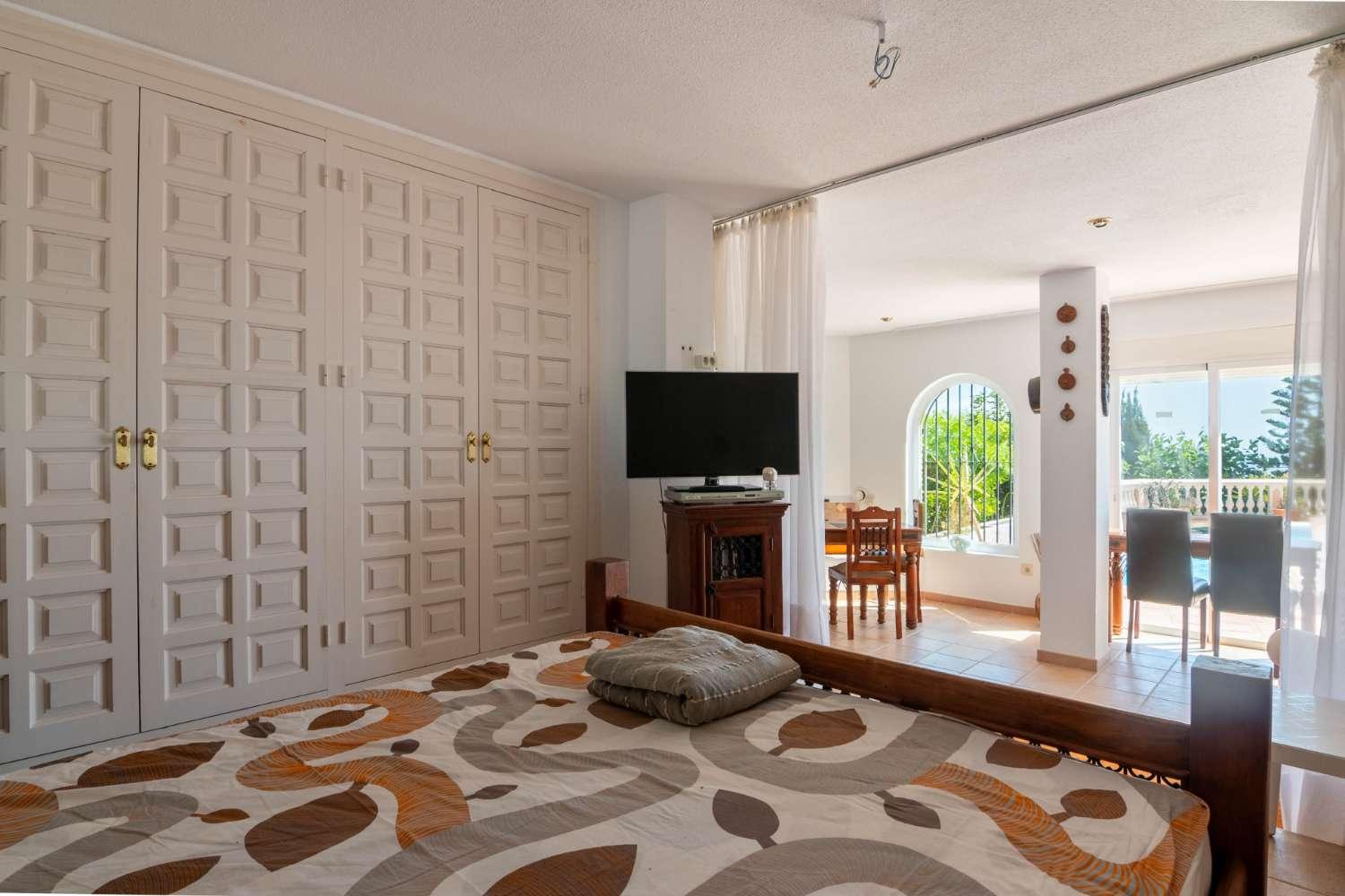 Villa for Sale in Salobreña