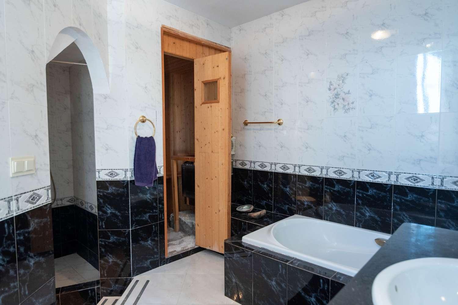 Villa for Sale in Salobreña