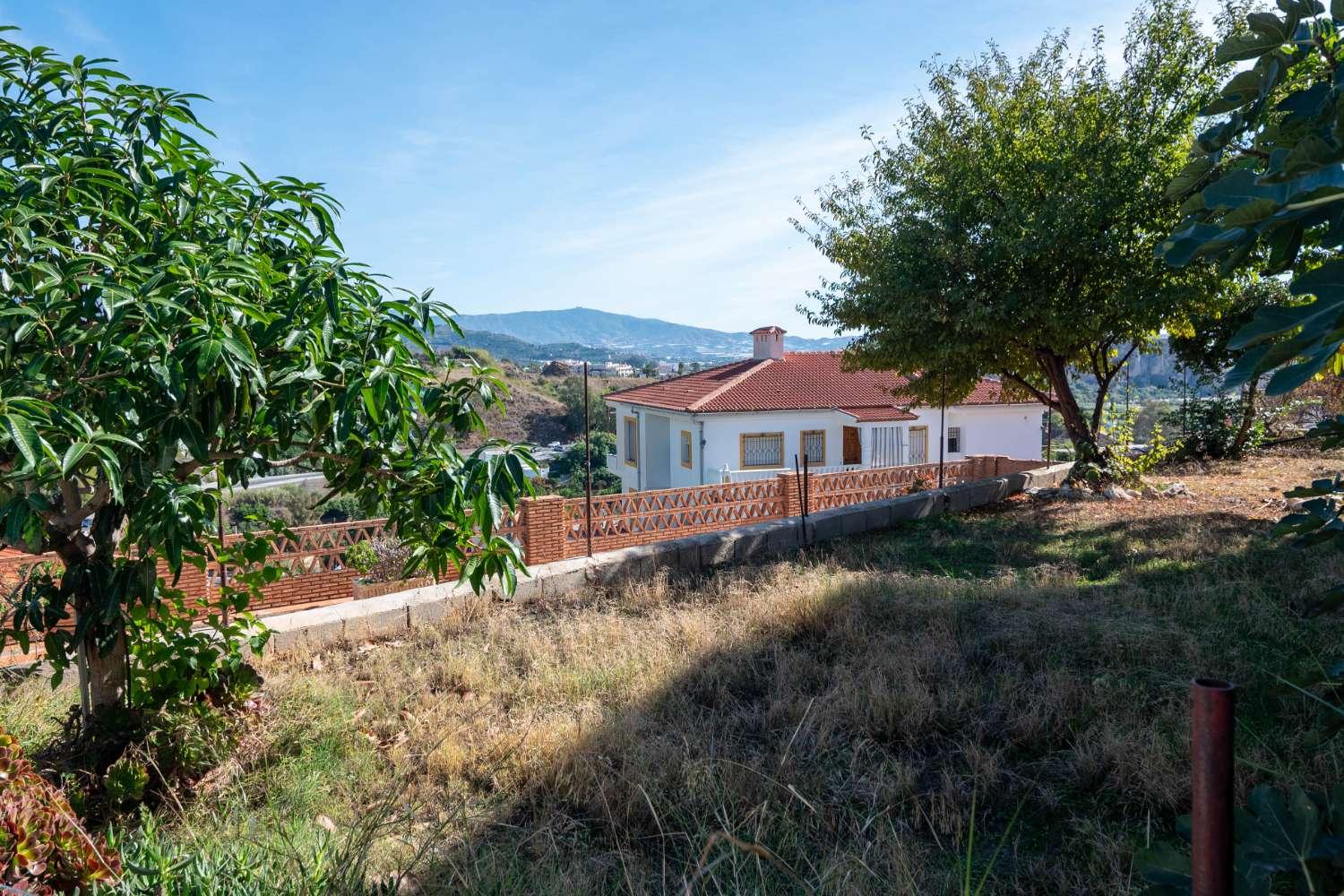 Villa for Sale in Salobreña
