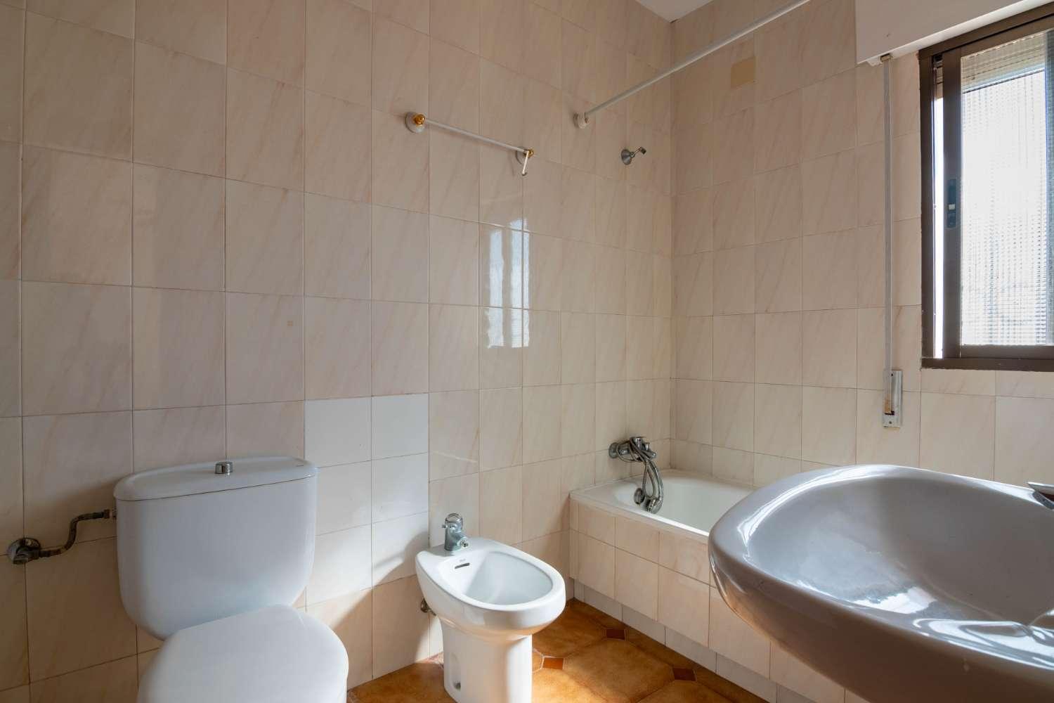 Villa for Sale in Salobreña