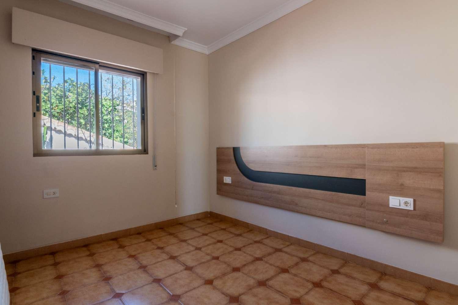 Villa for Sale in Salobreña