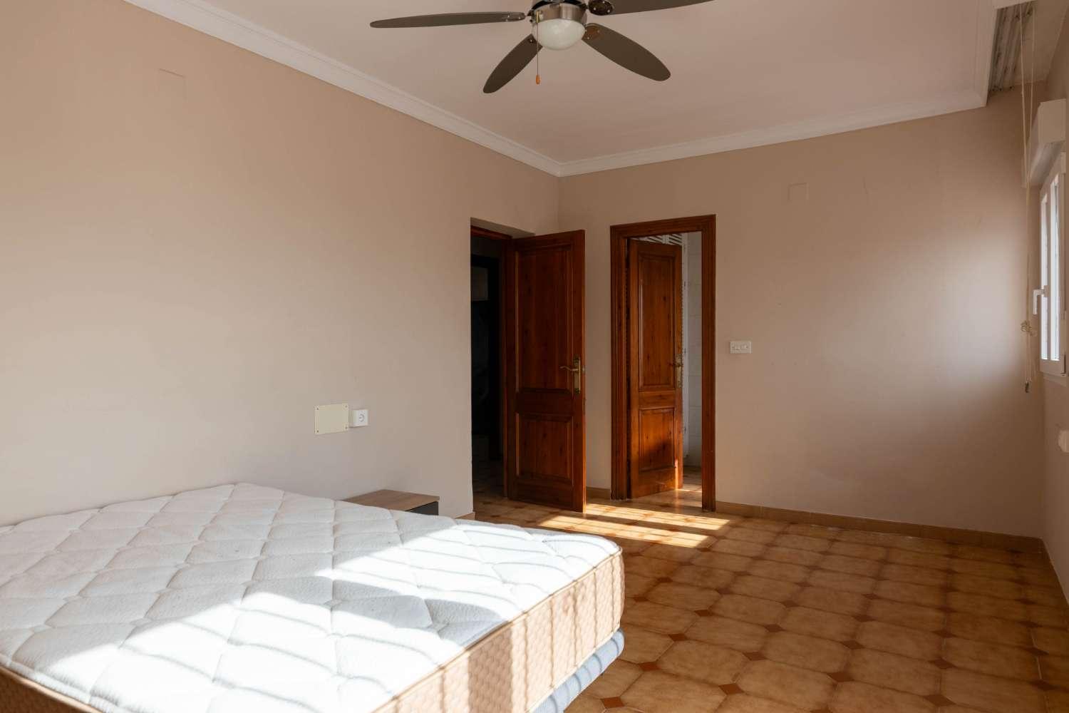 Villa en Venta en Salobreña