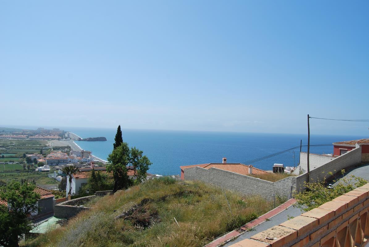 Villa for Sale in Salobreña