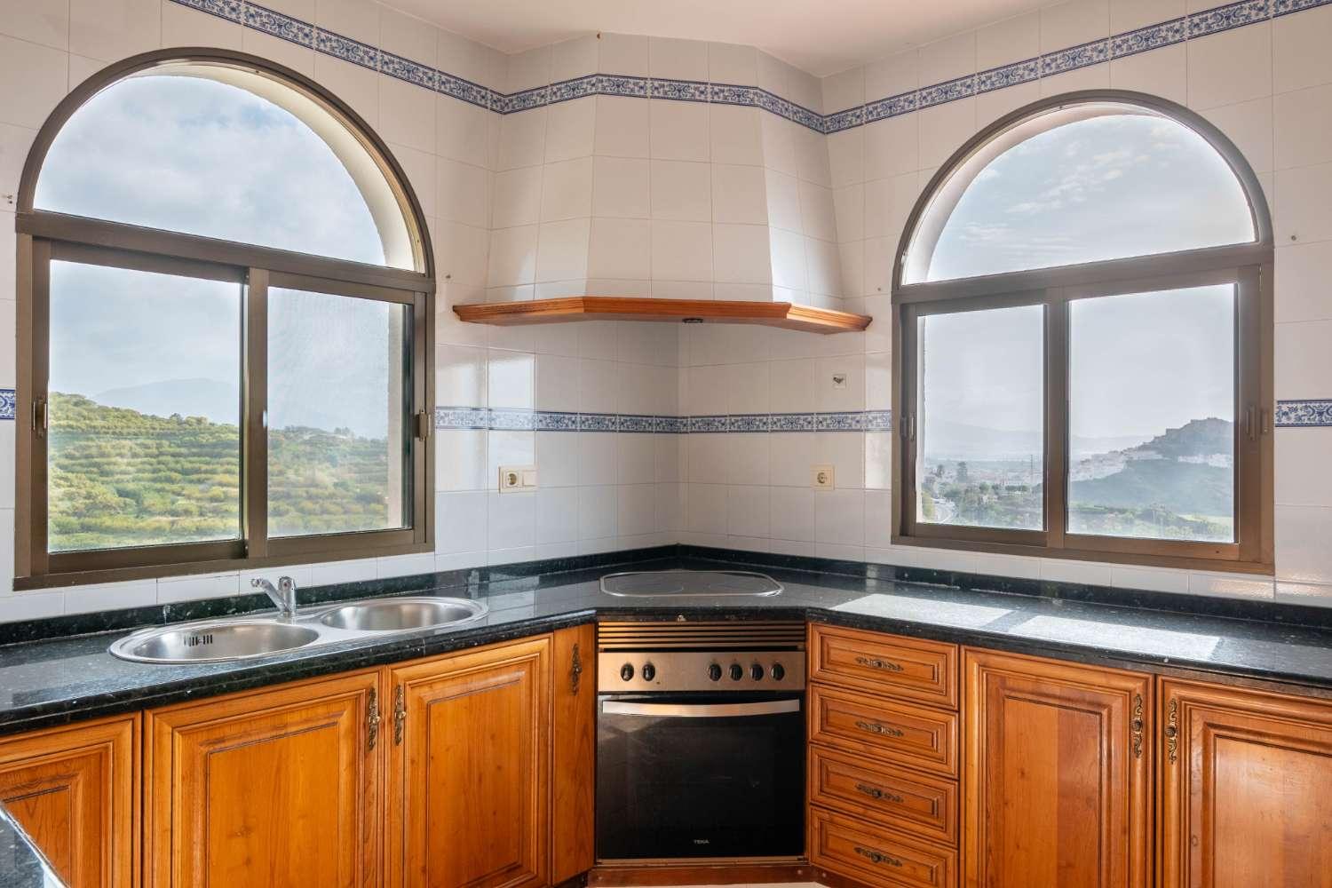 Villa en Venta en Salobreña