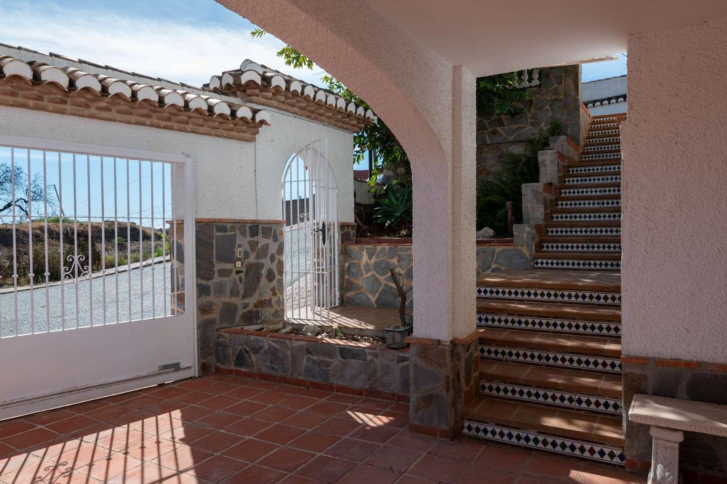 Villa for Sale in Salobreña