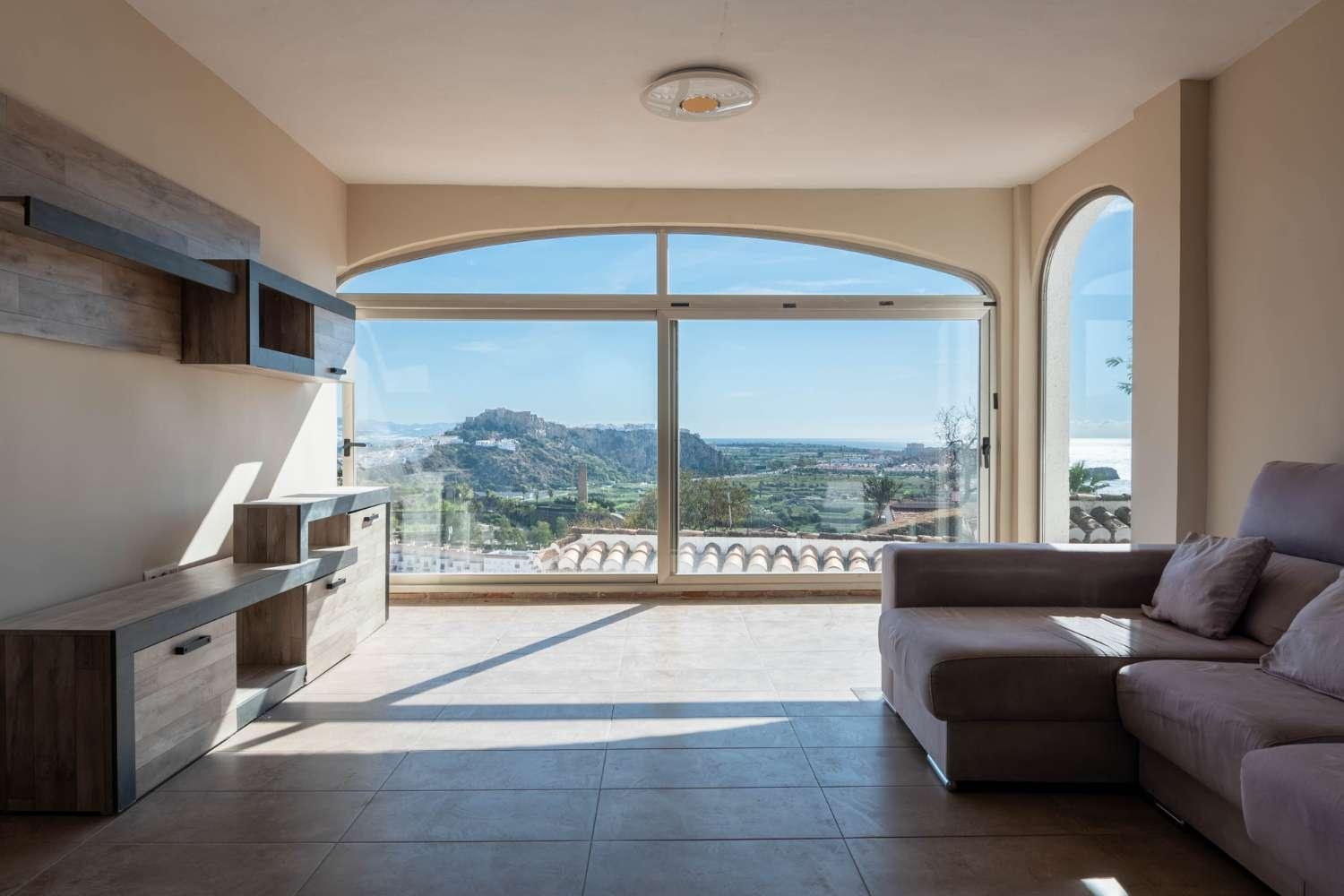 Villa for Sale in Salobreña