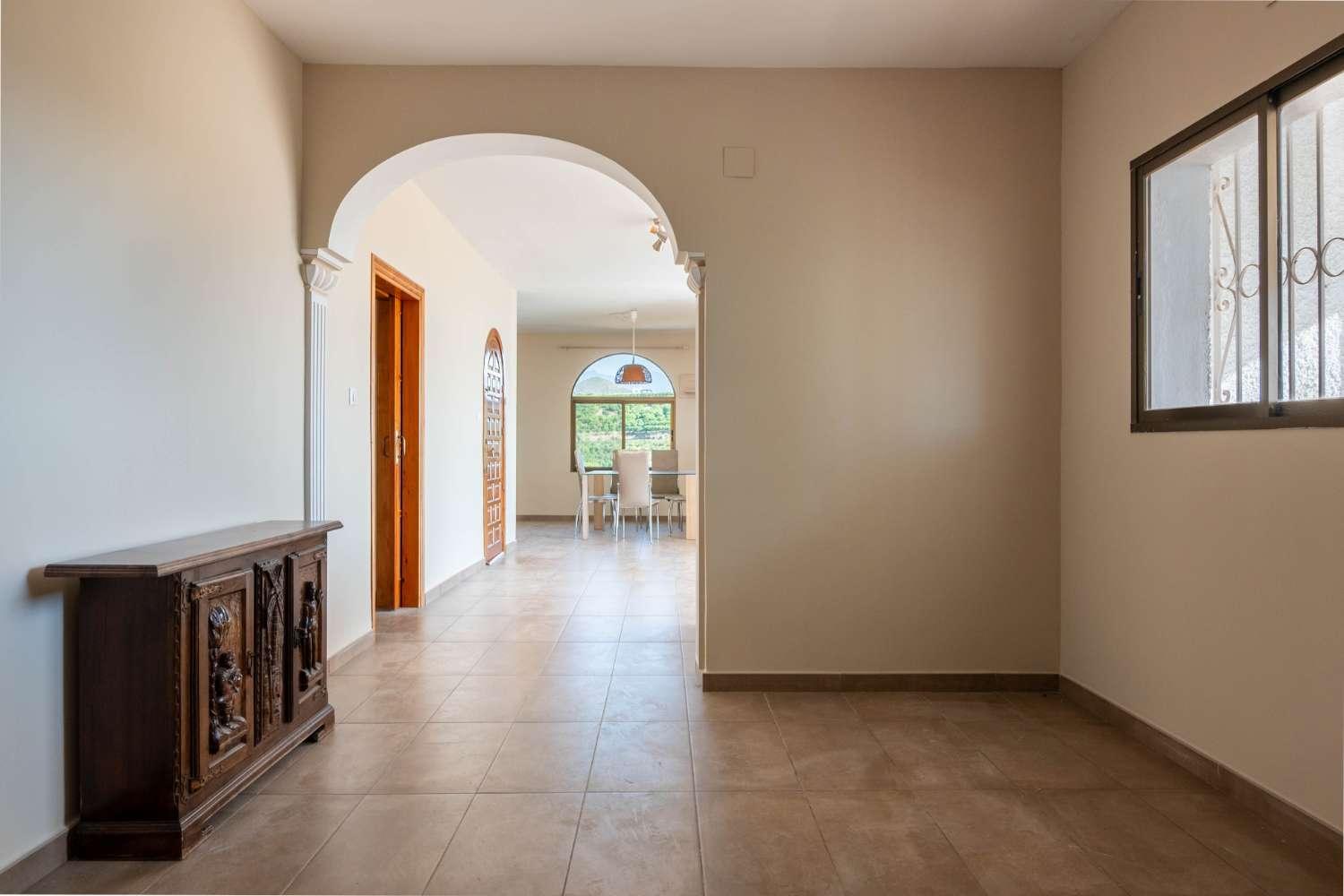 Villa for Sale in Salobreña