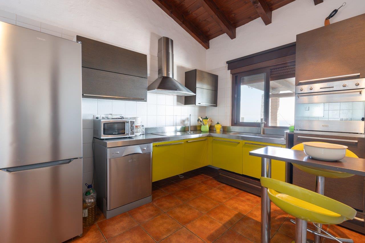 Villa for Sale in Almuñécar