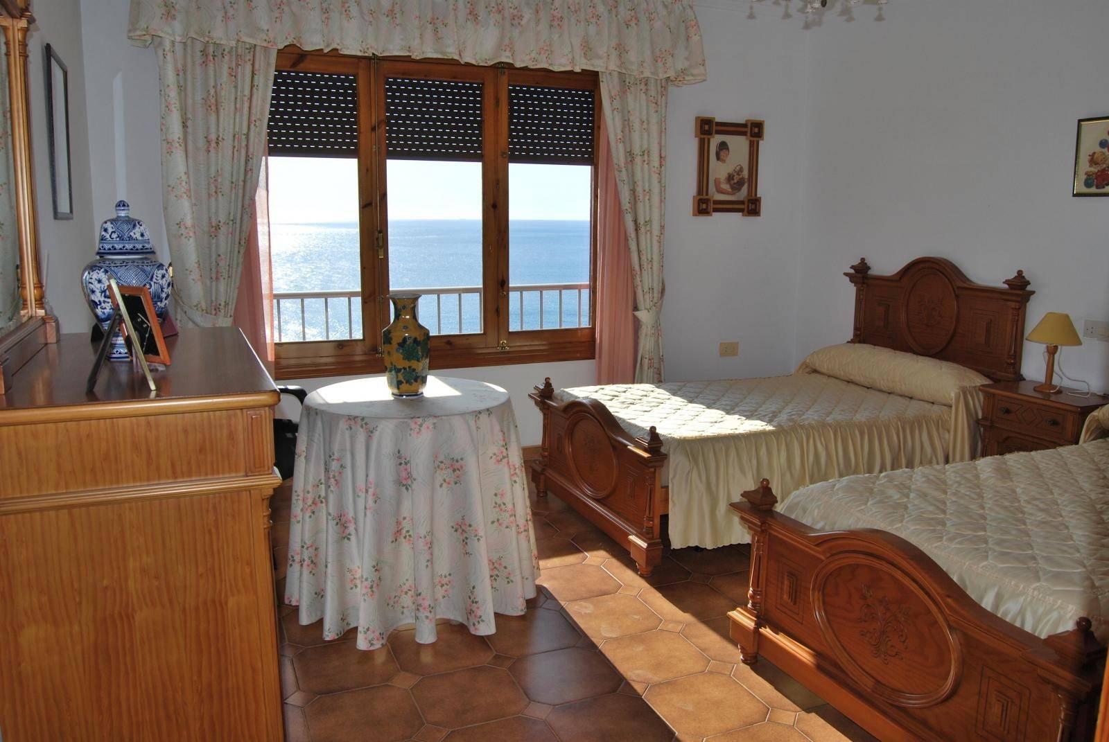 Villa for Sale in Salobreña