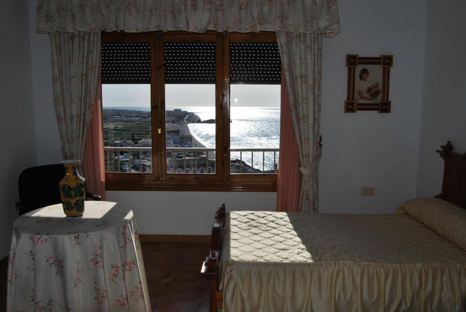 Villa for Sale in Salobreña