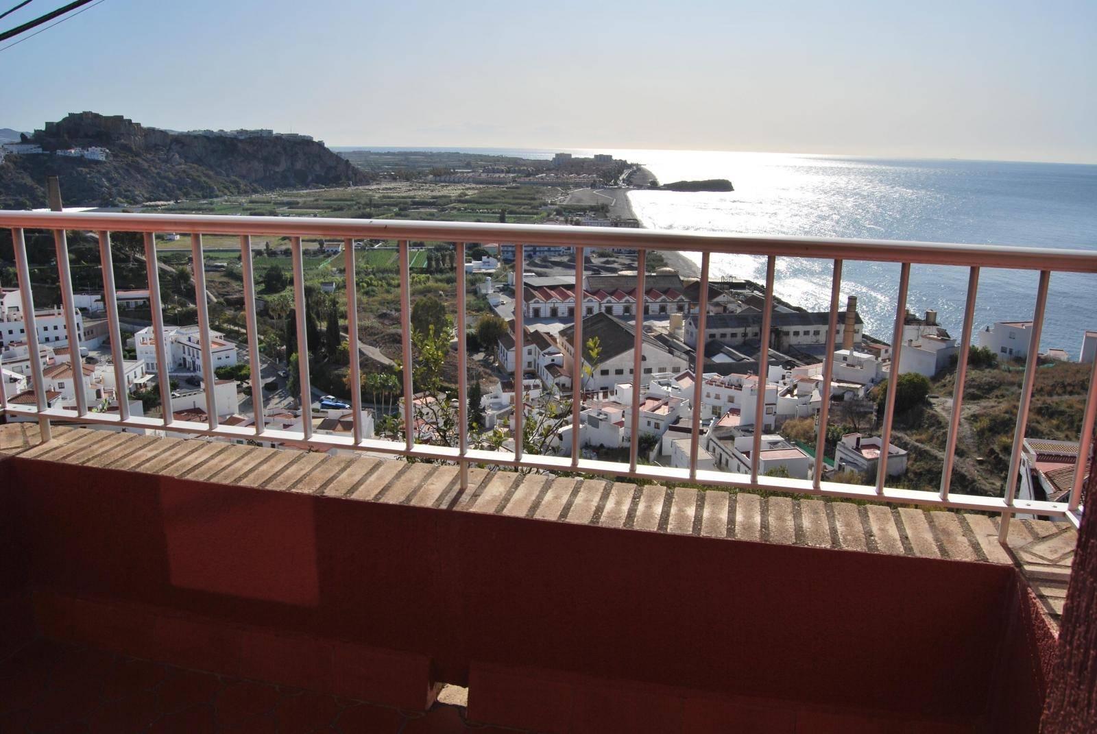 Villa for Sale in Salobreña