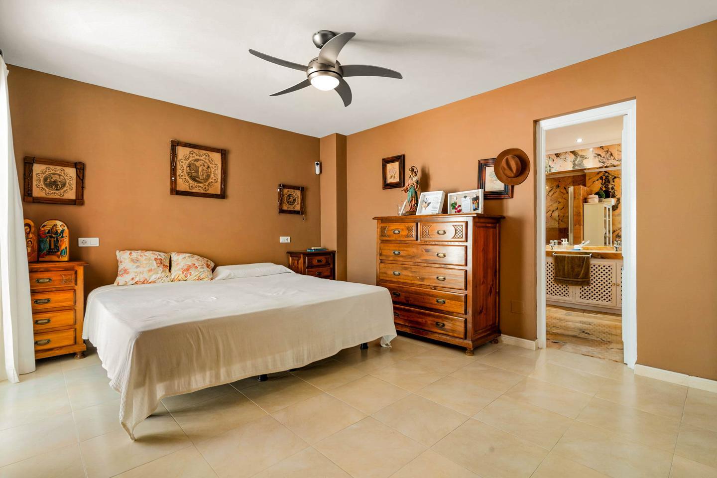 Apartment for Sale in Marbella