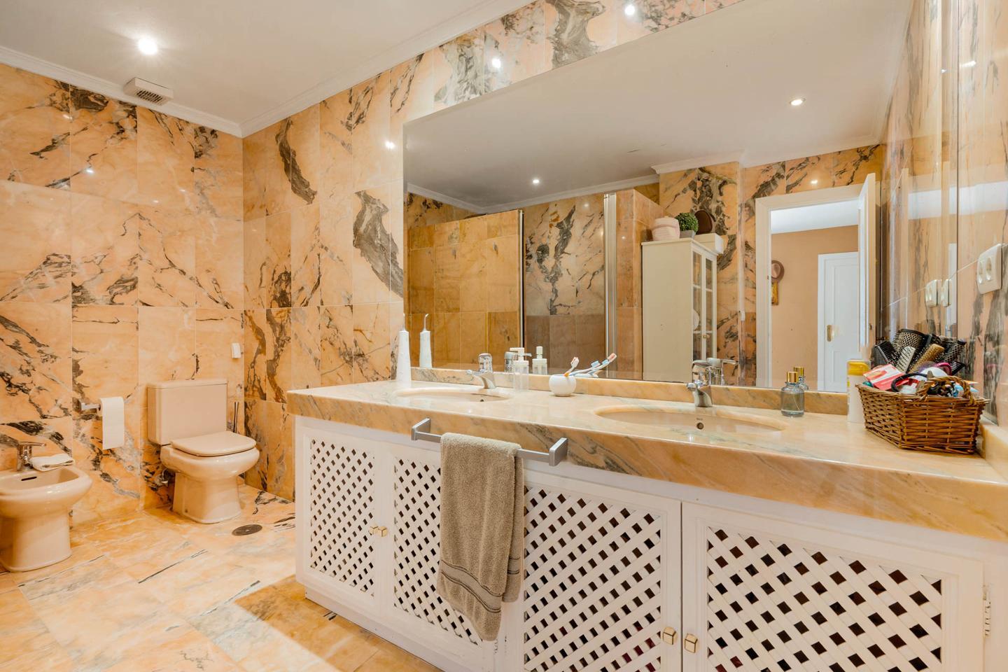 Apartment for Sale in Marbella