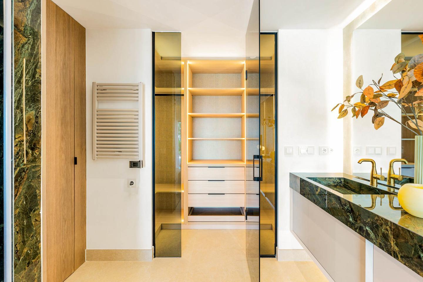 Apartment for Sale in Estepona