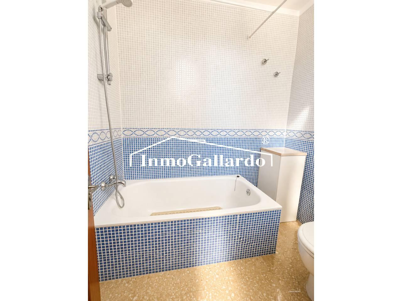 Flat for Sale in Vélez-Málaga