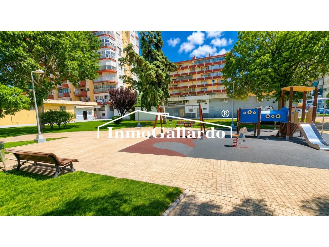 Flat for Sale in Vélez-Málaga