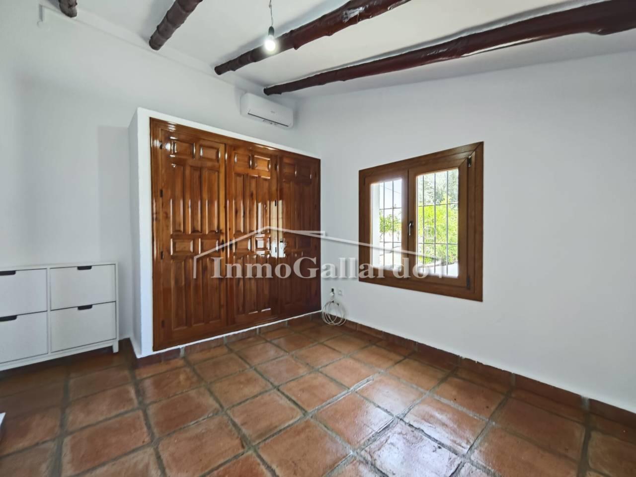 Chalet for Sale in Viñuela