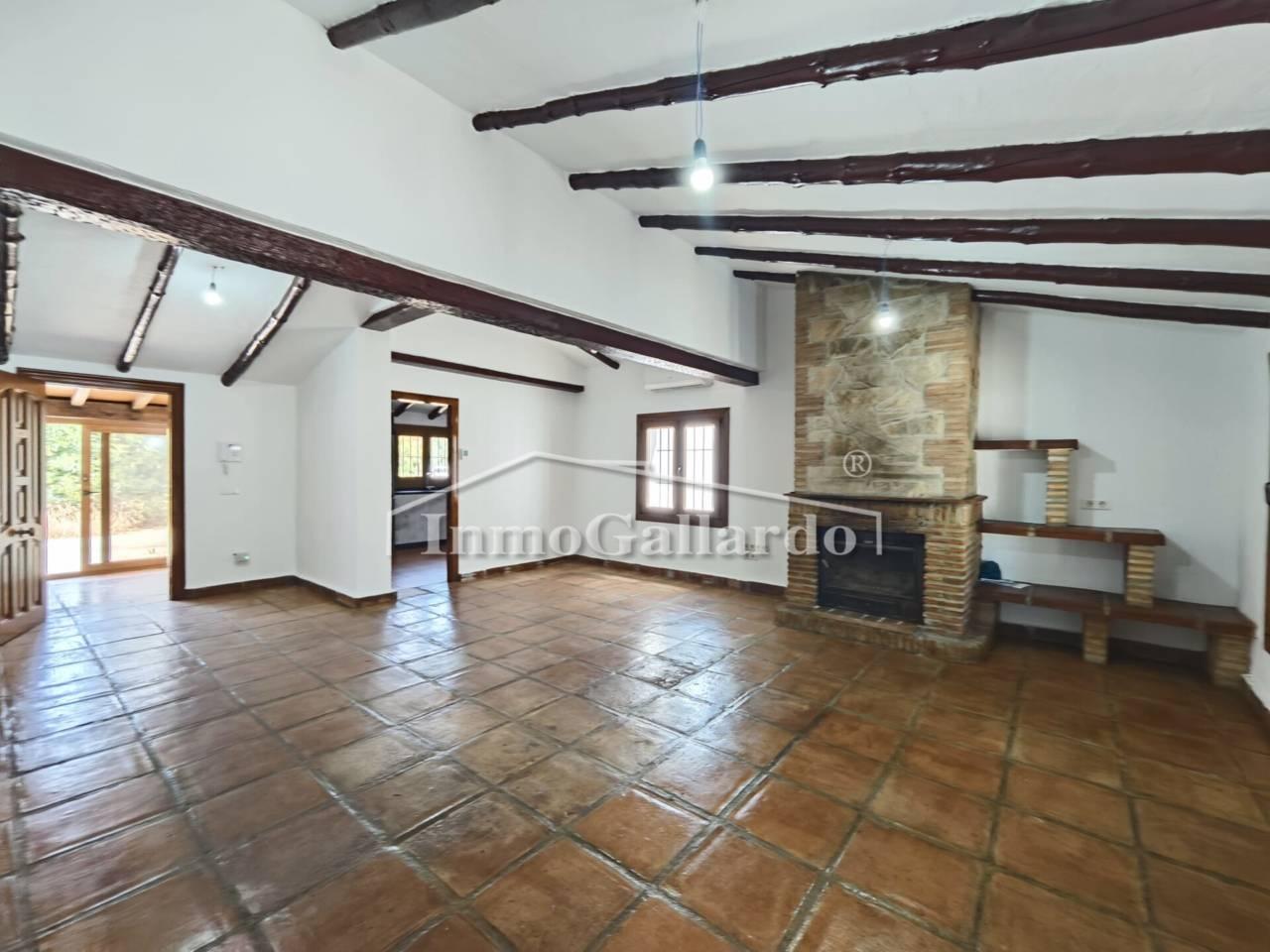 Chalet for Sale in Viñuela