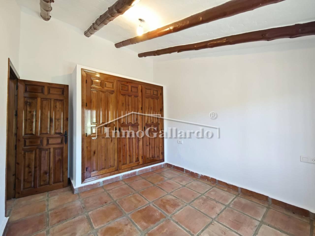 Chalet for Sale in Viñuela