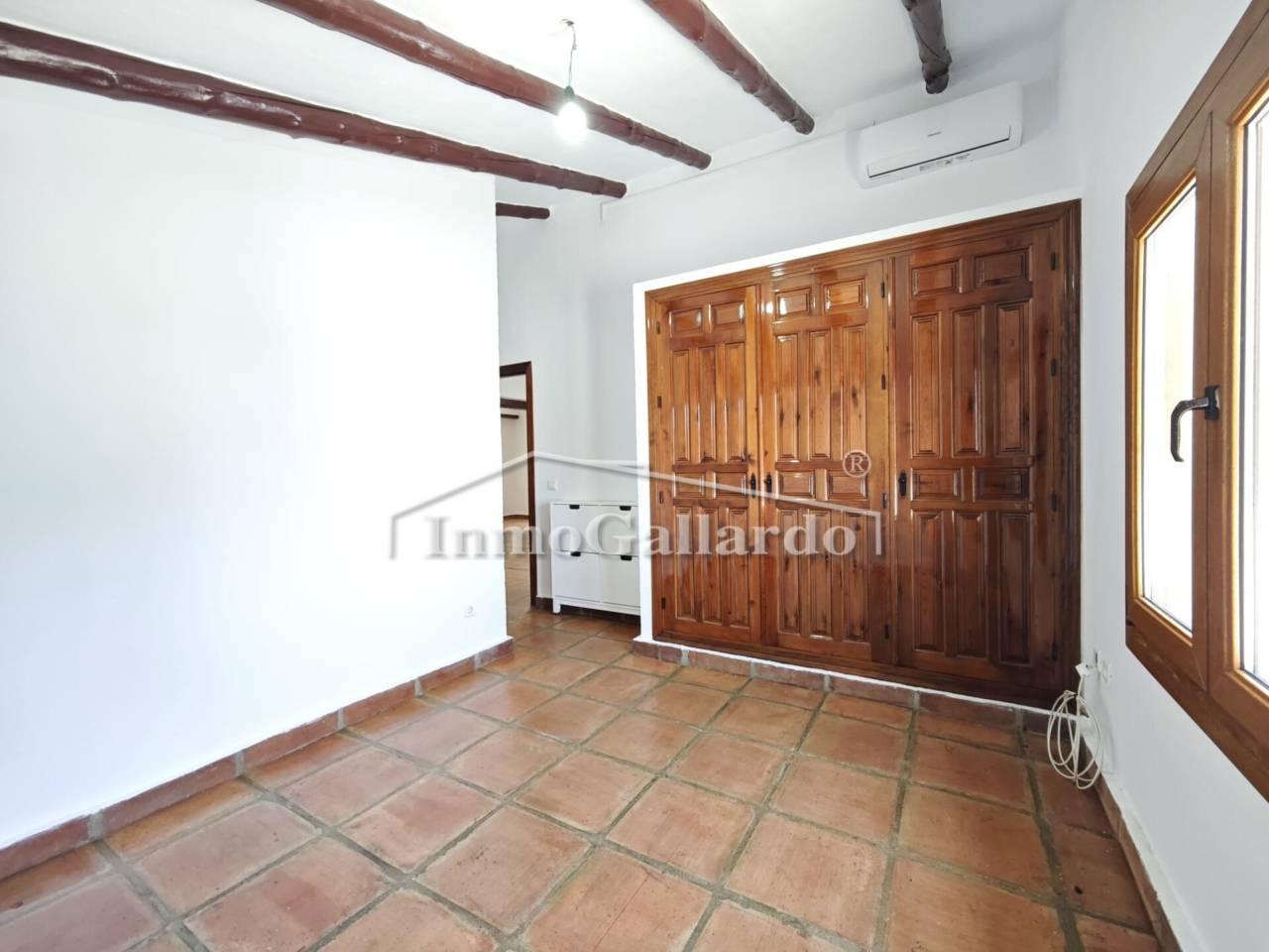 Chalet for Sale in Viñuela