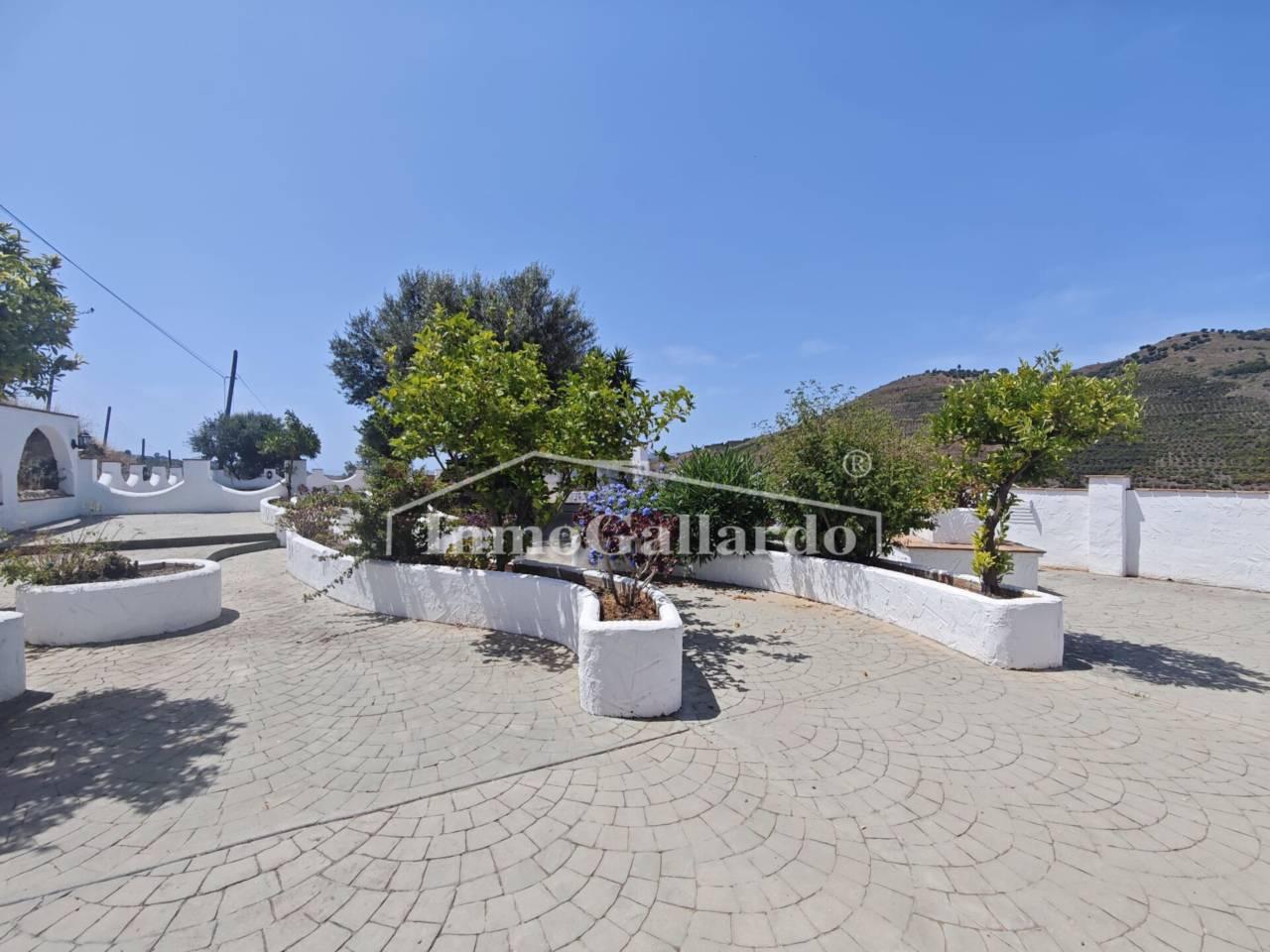 Chalet for Sale in Viñuela