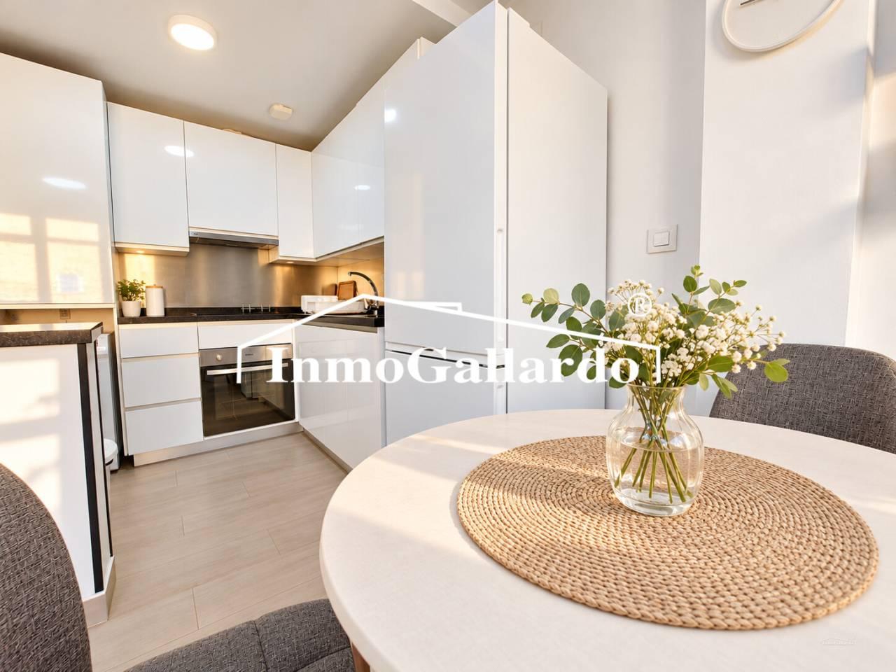 Flat for Sale in Rincón de la Victoria