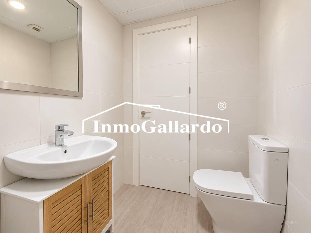Flat for Sale in Rincón de la Victoria