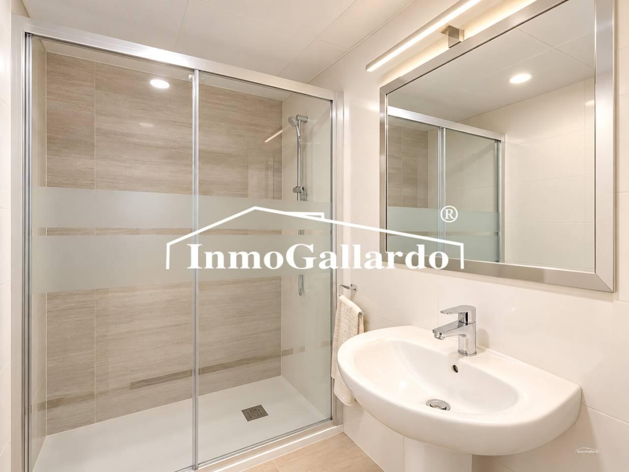 Flat for Sale in Rincón de la Victoria