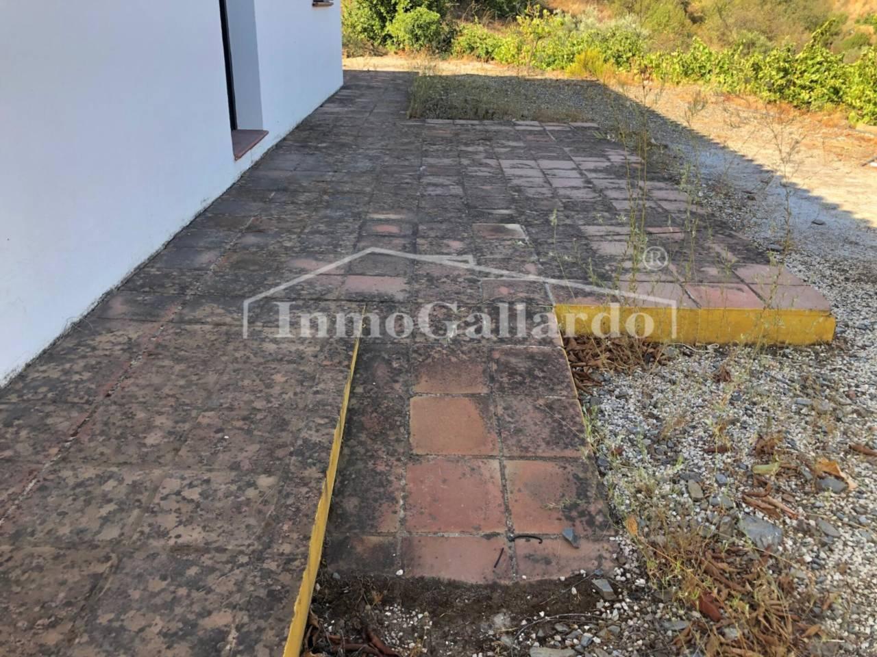 House for Sale in Casabermeja