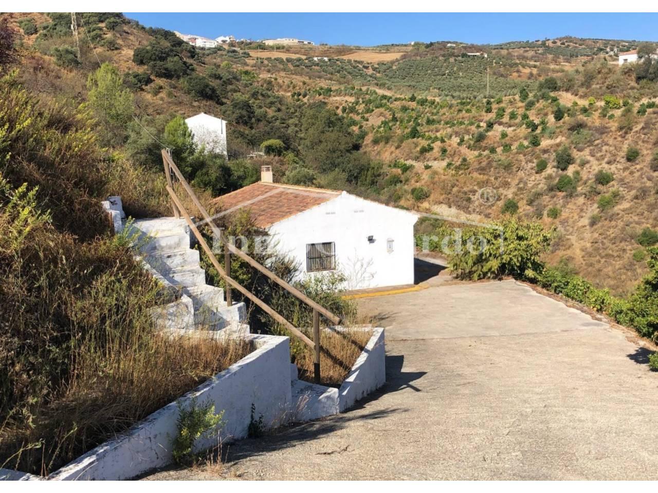 House for Sale in Casabermeja