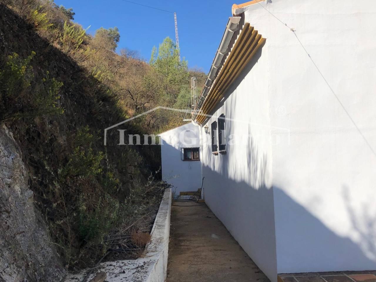 House for Sale in Casabermeja
