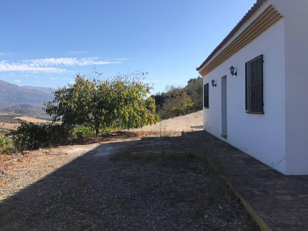 House for Sale in Casabermeja