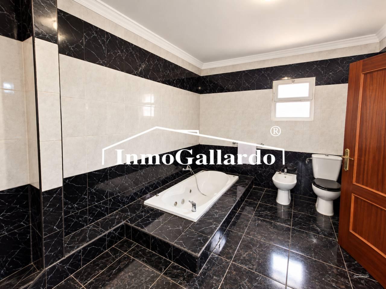 House for Sale in Vélez-Málaga