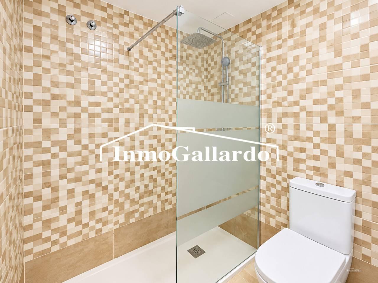 Flat for Sale in Rincón de la Victoria