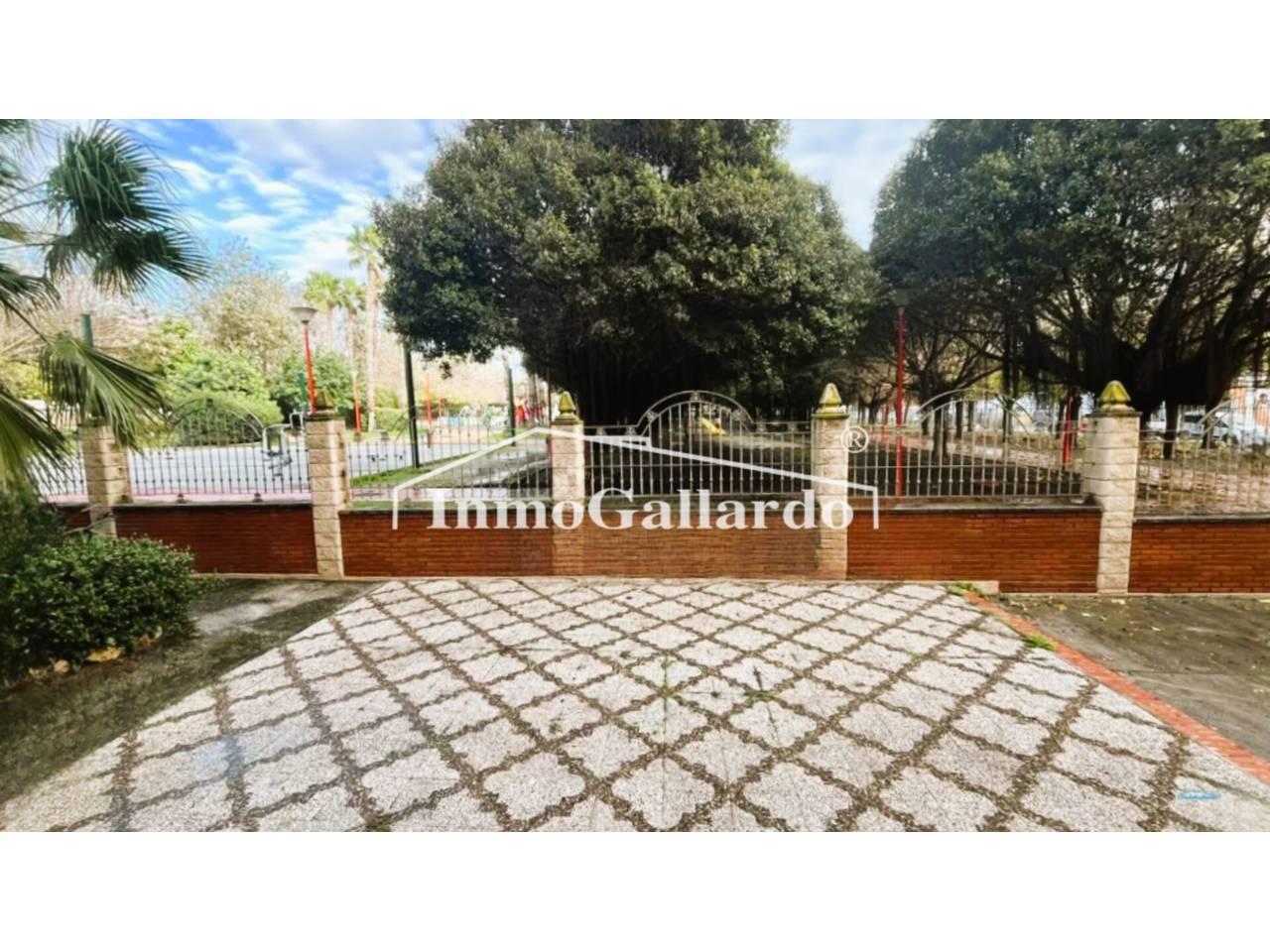 Flat for Sale in Rincón de la Victoria