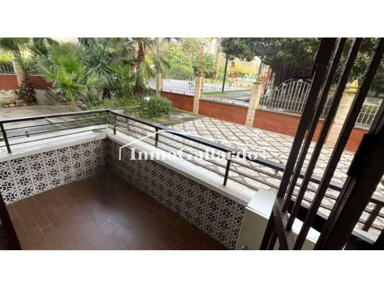 Flat for Sale in Rincón de la Victoria