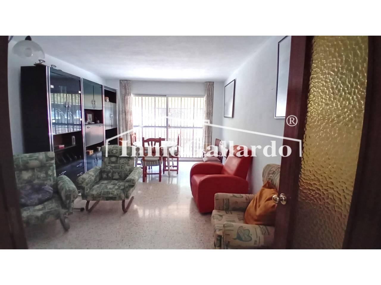 Flat for Sale in Rincón de la Victoria