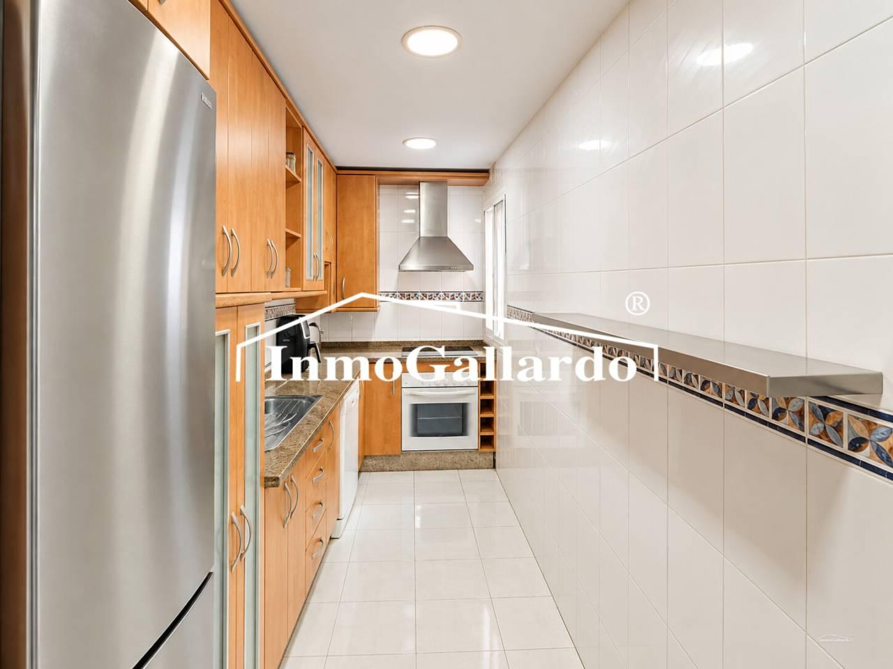 Flat for Sale in Rincón de la Victoria
