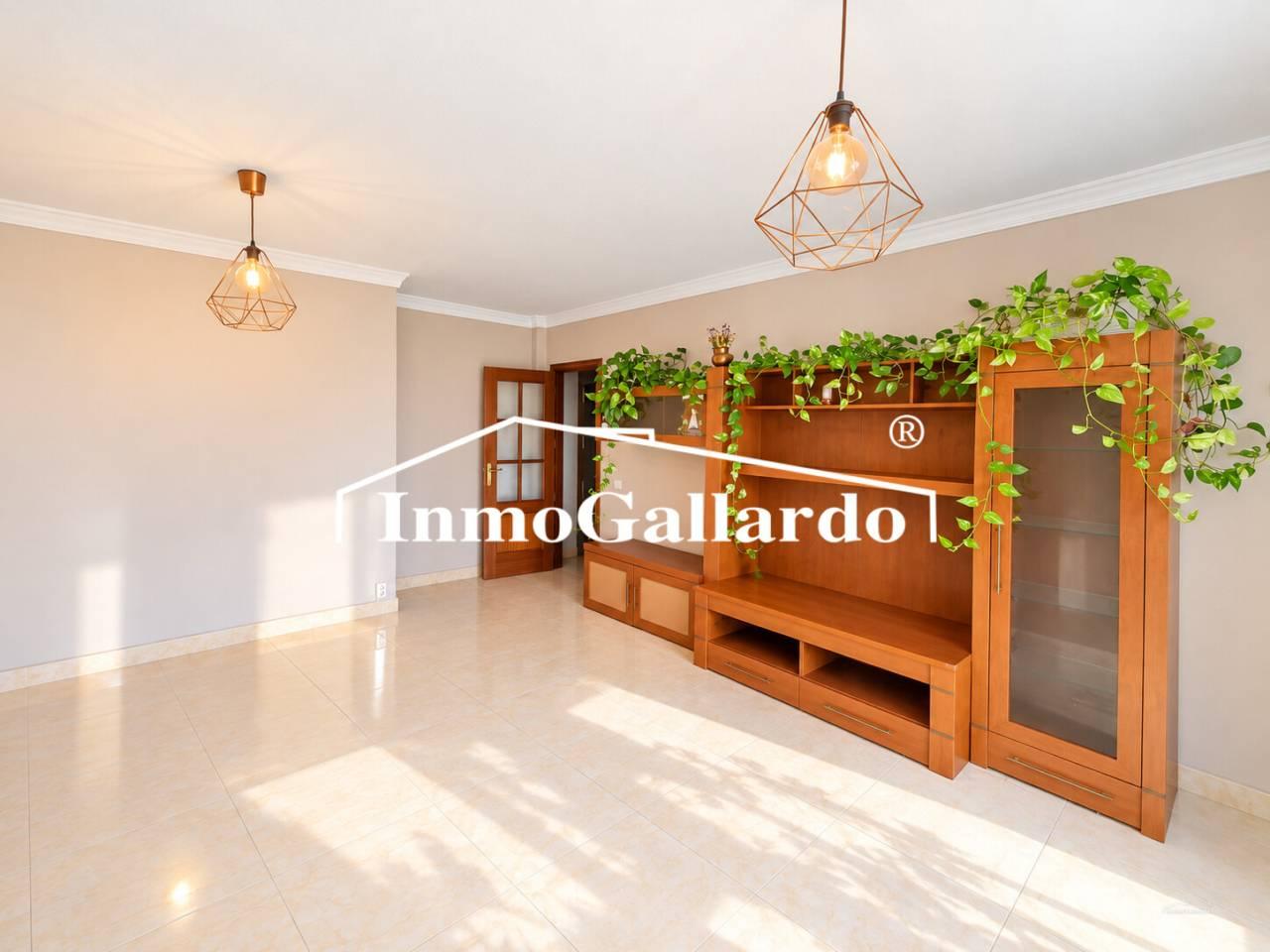 Flat for Sale in Rincón de la Victoria