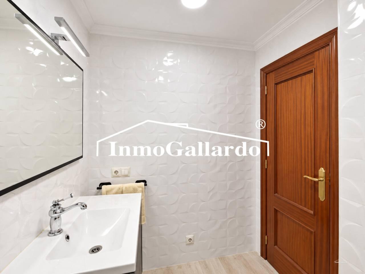 Flat for Sale in Rincón de la Victoria
