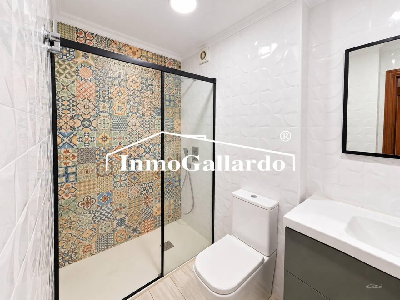 Flat for Sale in Rincón de la Victoria