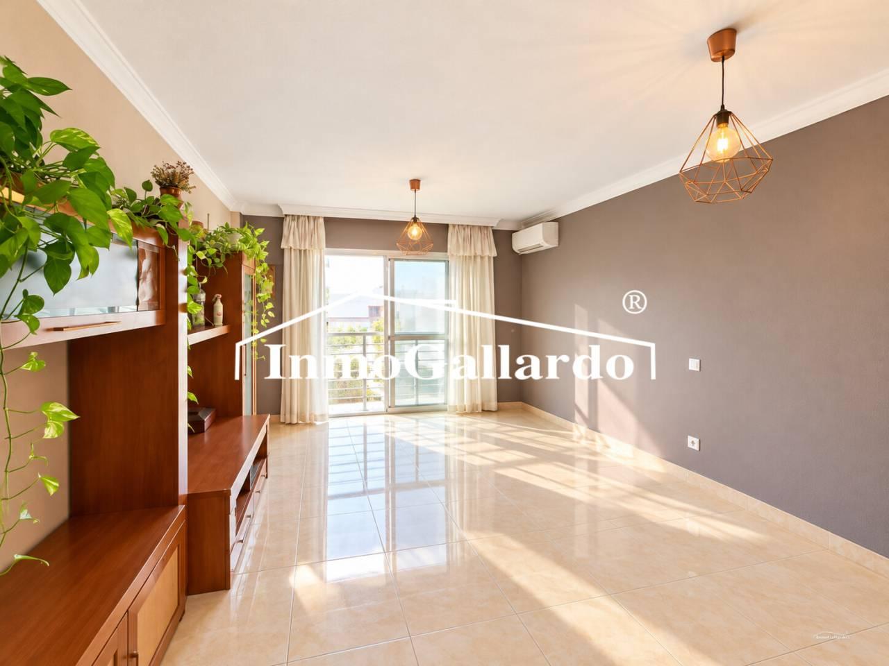 Flat for Sale in Rincón de la Victoria