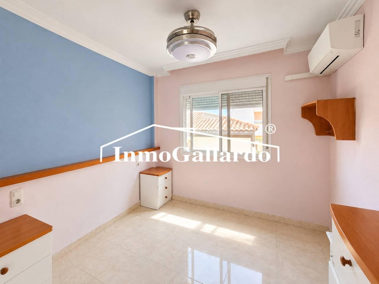 Flat for Sale in Rincón de la Victoria