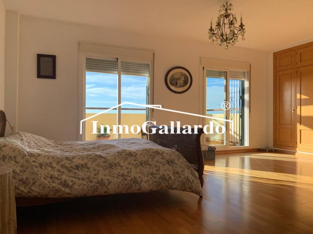Semi-detached House for Sale in Málaga