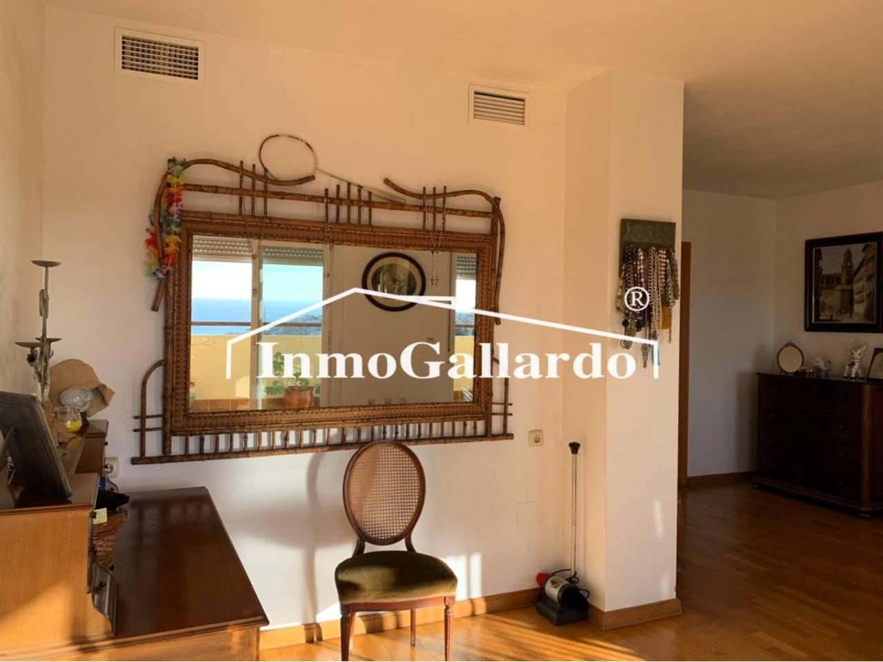 Semi-detached House for Sale in Málaga