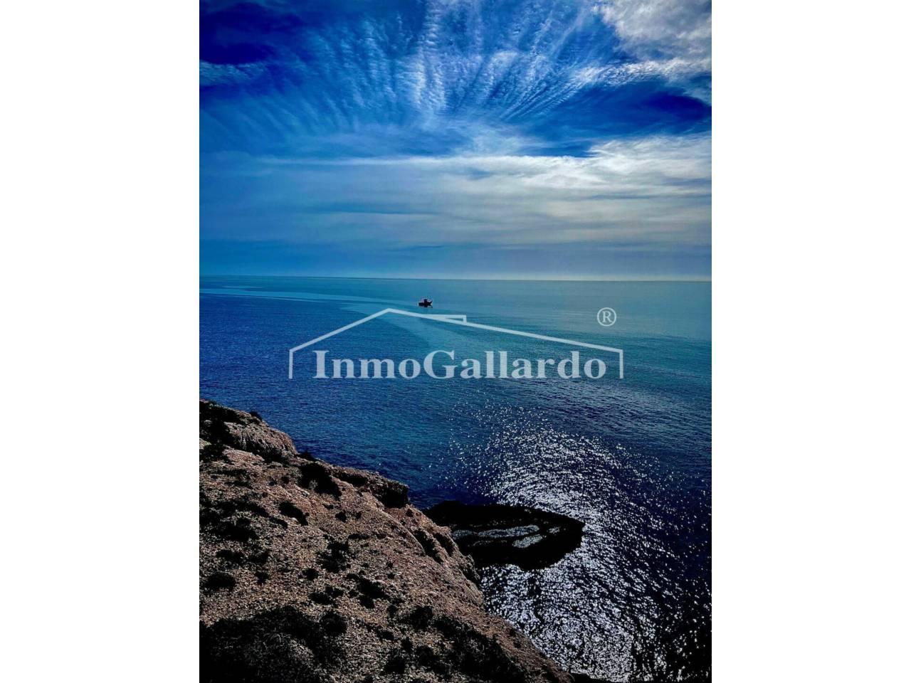 Semi-detached House for Sale in Málaga