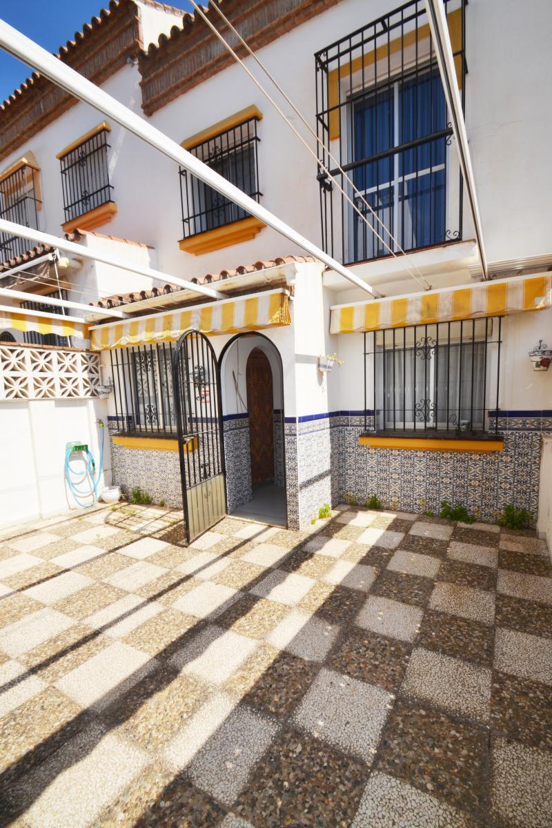 Adosado en Venta en Benalmádena