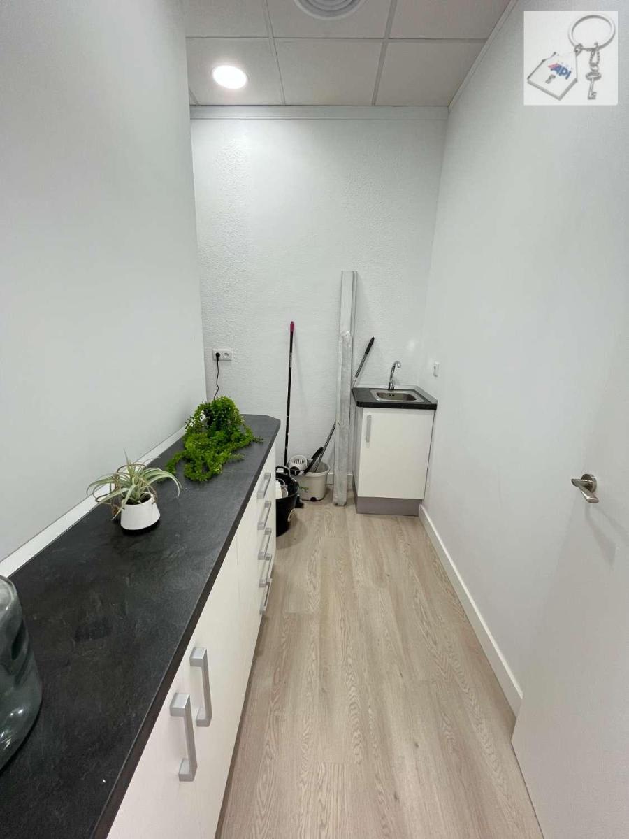 Premise for Sale in Torrevieja