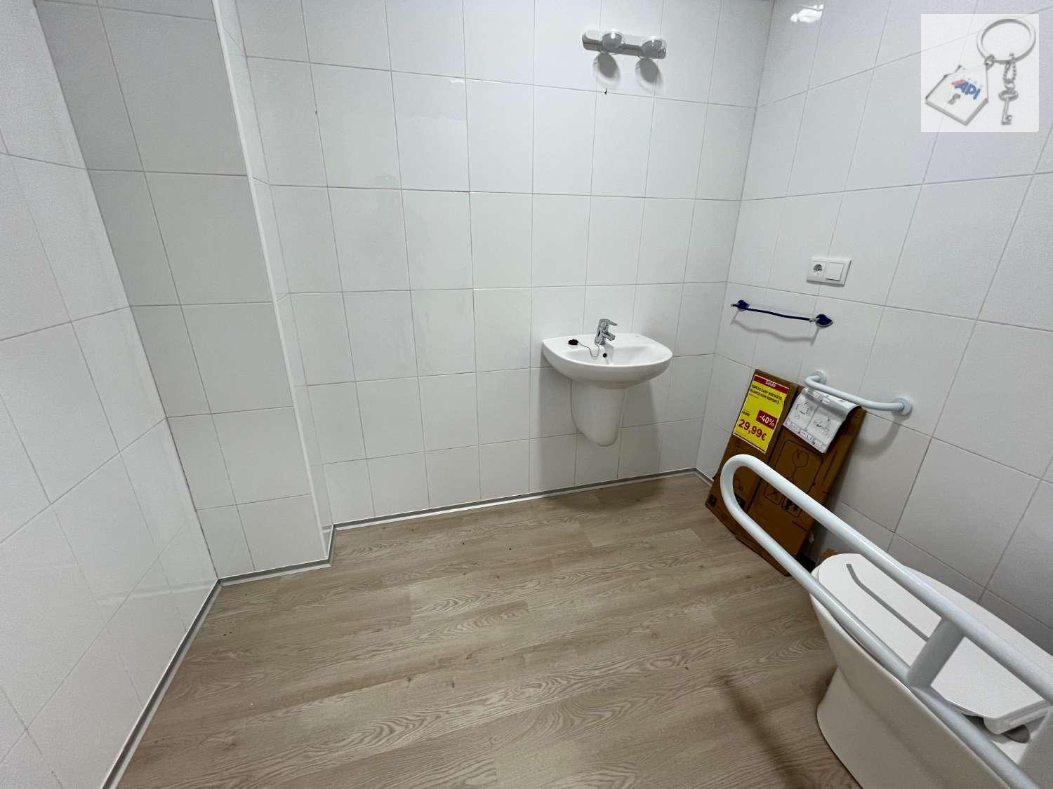 Premise for Sale in Torrevieja